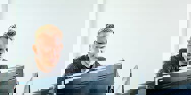 computer student looking at monitor