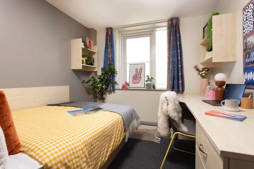 Joseph Stones ensuite bedroom 2
